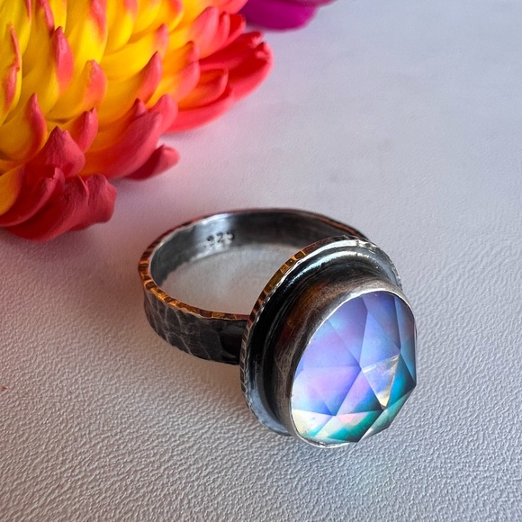 Aurora opal ring - Picture 7 of 10
